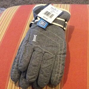 NWT Women’s Igloos Winter Gloves